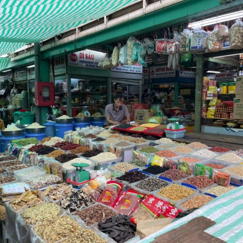Saigon shopping tour - local market in Ho Chi Minh City